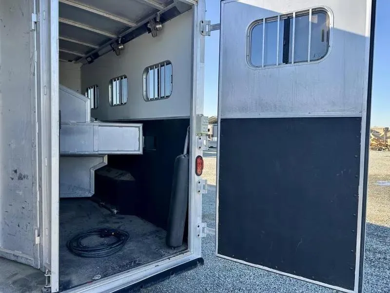 used Horse Trailers Exiss Trailers  for sale, in Galt, CA Thumbnail 32