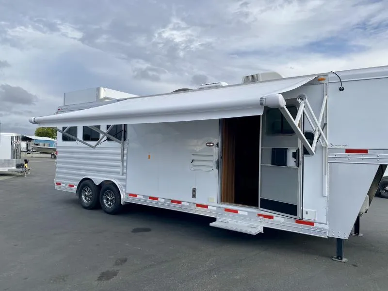 used Horse Trailers Exiss Trailers  for sale, in Galt, CA Thumbnail 5