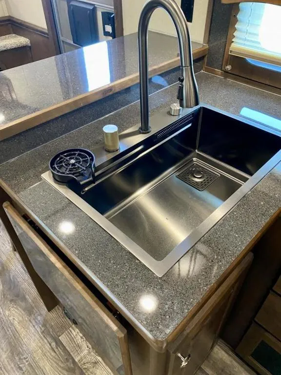 new Horse Trailers Merhow Trailers  for sale, in Galt, CA Thumbnail 9