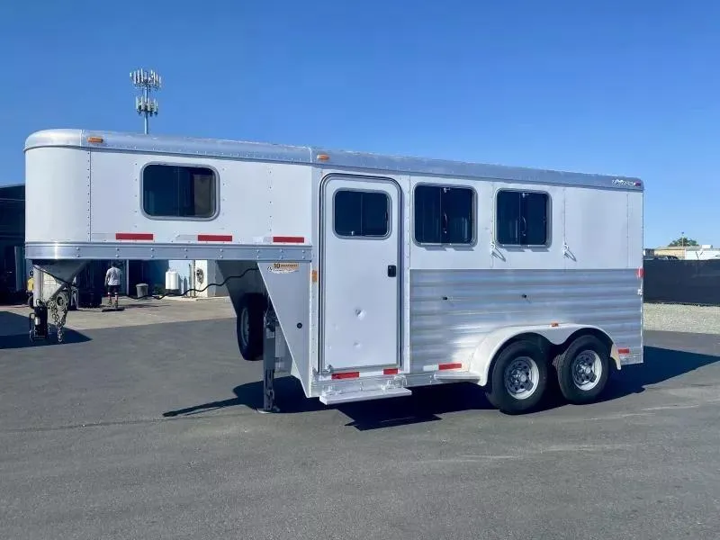 2015 Exiss Trailers 6200 - 2 Horse GN