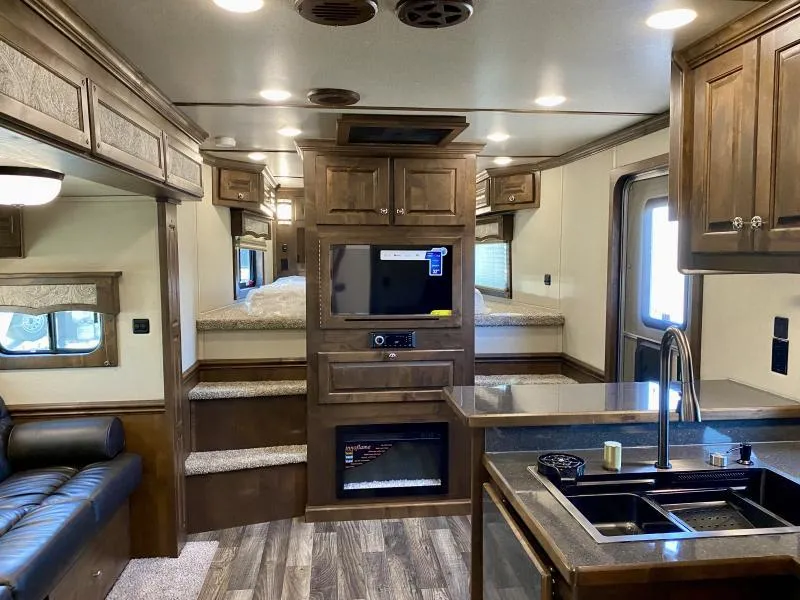 new Horse Trailers Merhow Trailers  for sale, in Galt, CA Thumbnail 4