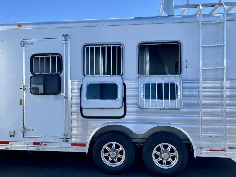 used Horse Trailers Exiss Trailers  for sale, in Galt, CA Thumbnail 30