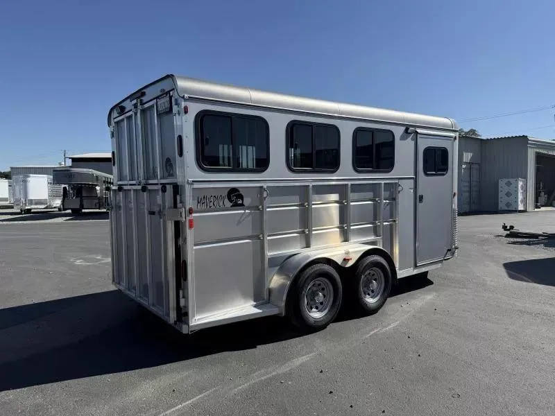 used Horse Trailers Maverick Trailers  for sale, in Galt, CA Thumbnail 8