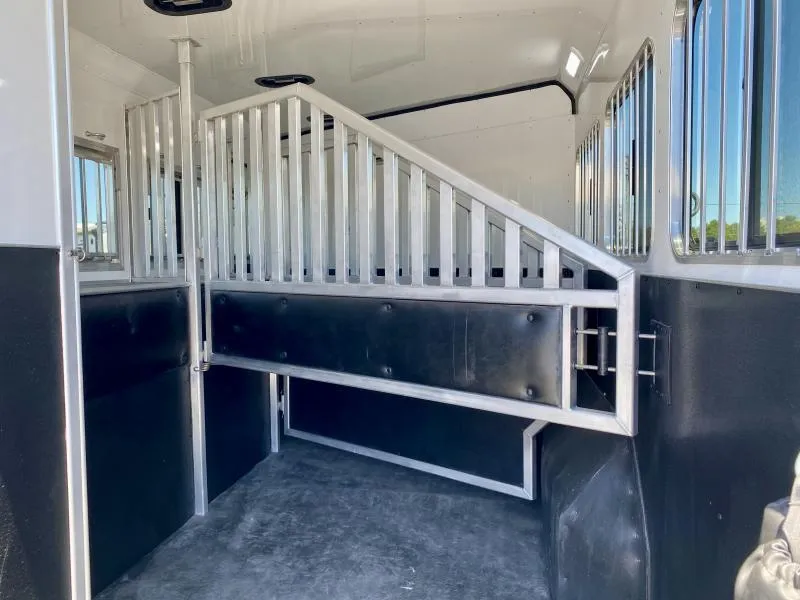 new Horse Trailers Merhow Trailers  for sale, in Galt, CA Thumbnail 21