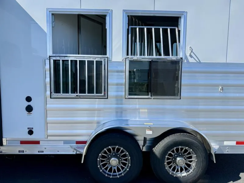 new Horse Trailers Merhow Trailers  for sale, in Galt, CA Thumbnail 76