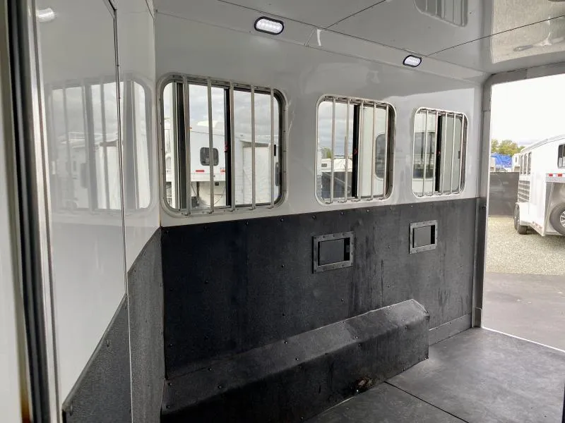 used Horse Trailers Exiss Trailers  for sale, in Galt, CA Thumbnail 31