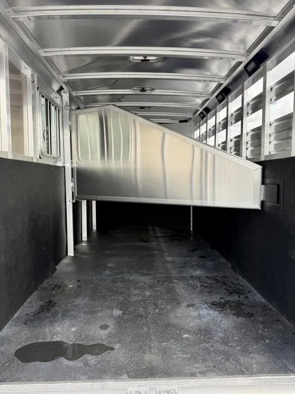 new Horse Trailers Exiss Trailers  for sale, in Galt, CA Thumbnail 11