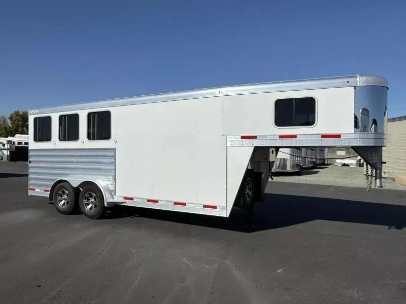 used Horse Trailers Exiss Trailers  for sale, in Galt, CA Thumbnail 19