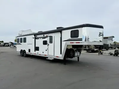 2026 Bison Trailers Silverado 8313B Slide LQ 3 Horse Trailer w/ Generator