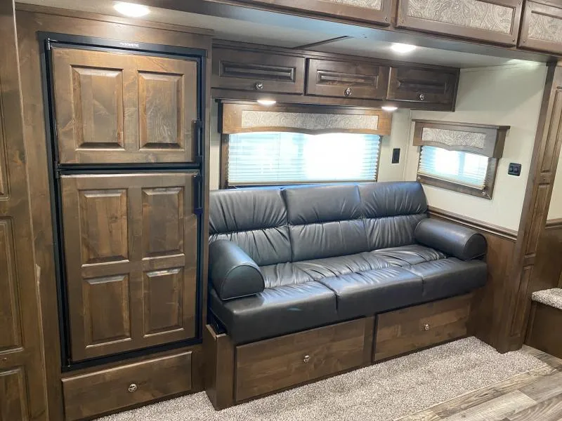 new Horse Trailers Merhow Trailers  for sale, in Galt, CA Thumbnail 8