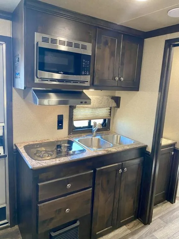 new Horse Trailers Merhow Trailers  for sale, in Galt, CA Thumbnail 11