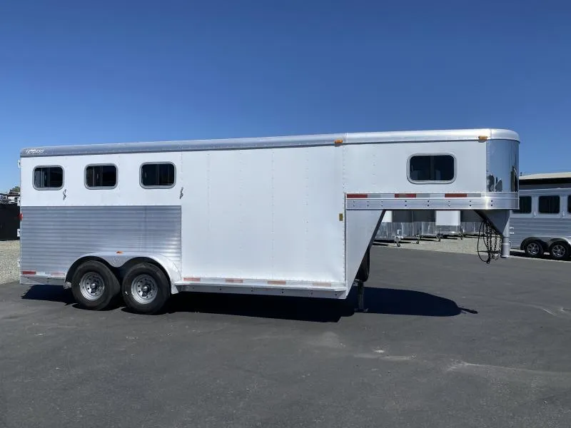 used Horse Trailers Exiss Trailers  for sale, in Galt, CA Thumbnail 22