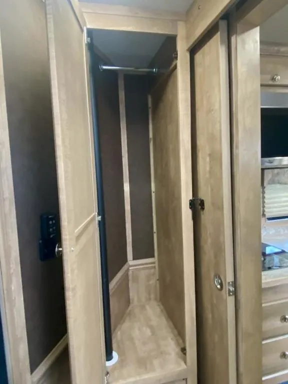 new Horse Trailers Merhow Trailers  for sale, in Galt, CA Thumbnail 16