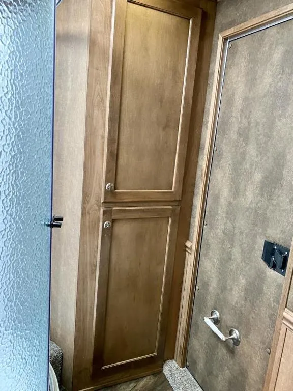 used Horse Trailers Merhow Trailers  for sale, in Galt, CA Thumbnail 10