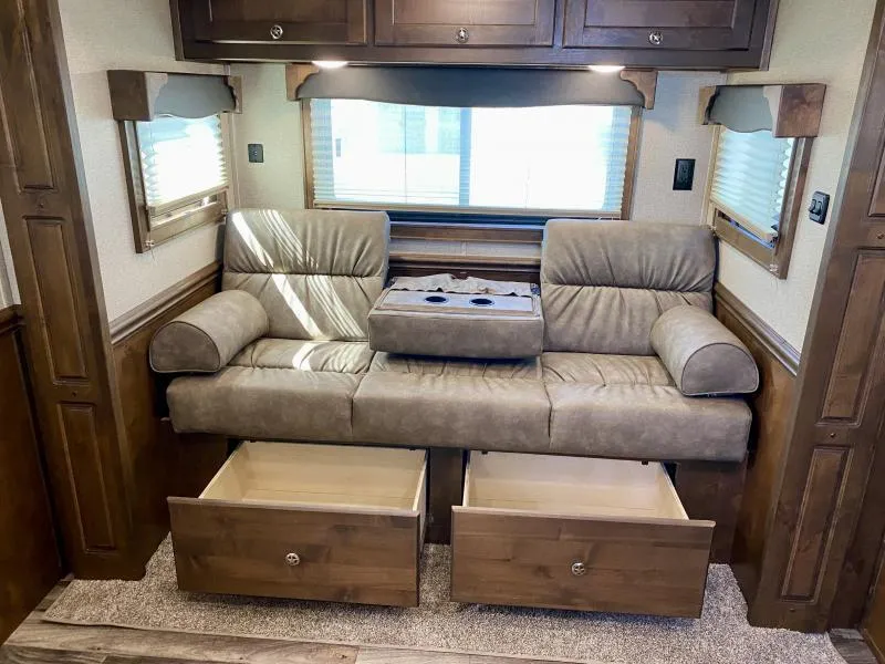 new Horse Trailers Merhow Trailers  for sale, in Galt, CA Thumbnail 8