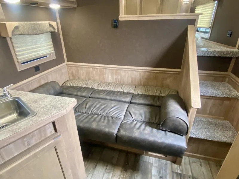 new Horse Trailers Merhow Trailers  for sale, in Galt, CA Thumbnail 5