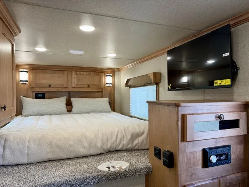 new Horse Trailers Merhow Trailers  for sale, in Galt, CA Thumbnail 10