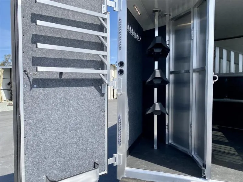 new Horse Trailers Merhow Trailers  for sale, in Galt, CA Thumbnail 18