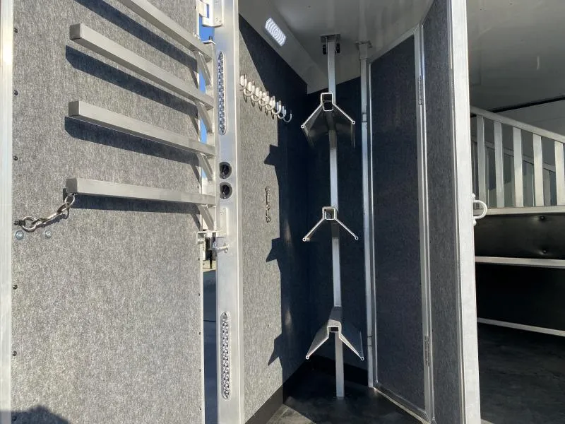 new Horse Trailers Merhow Trailers  for sale, in Galt, CA Thumbnail 18