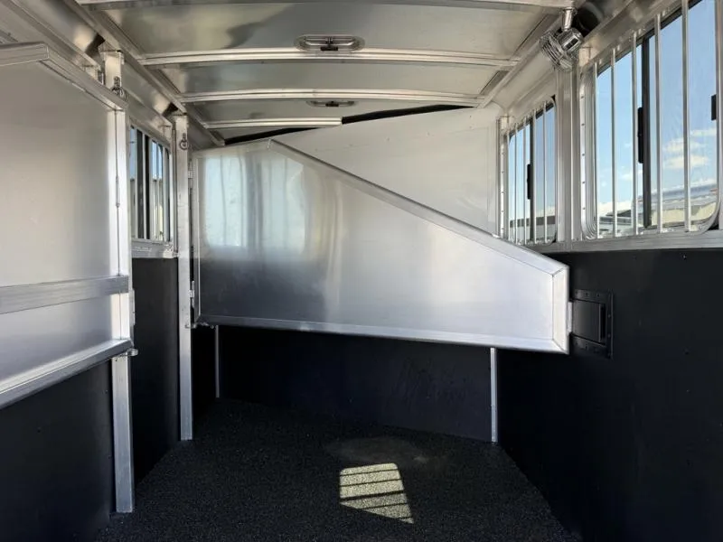used Horse Trailers Exiss Trailers  for sale, in Galt, CA Thumbnail 53