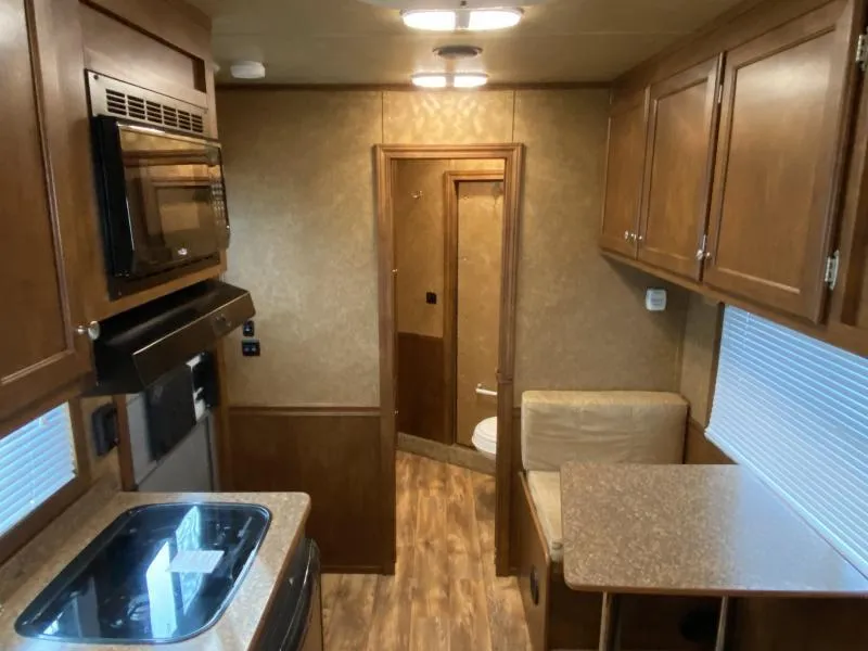 used Horse Trailers Exiss Trailers  for sale, in Galt, CA Thumbnail 8