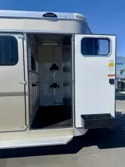 used Horse Trailers Sundowner Trailers  for sale, in Galt, CA Thumbnail 3