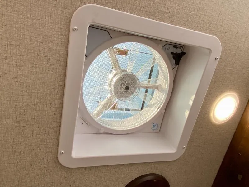 new Horse Trailers Merhow Trailers  for sale, in Galt, CA Thumbnail 17