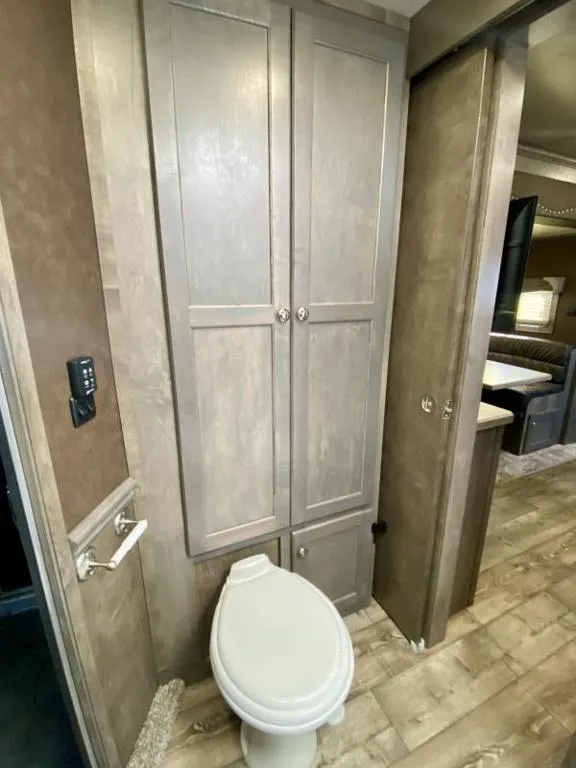 new Horse Trailers Merhow Trailers  for sale, in Galt, CA Thumbnail 13