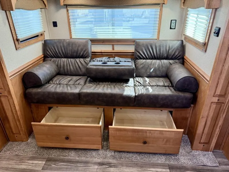 new Horse Trailers Merhow Trailers  for sale, in Galt, CA Thumbnail 25