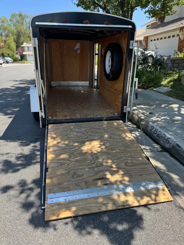 used Cargo (Enclosed) Trailers Interstate 1 Trailers  for sale, in Canyon Country, CA Thumbnail 7