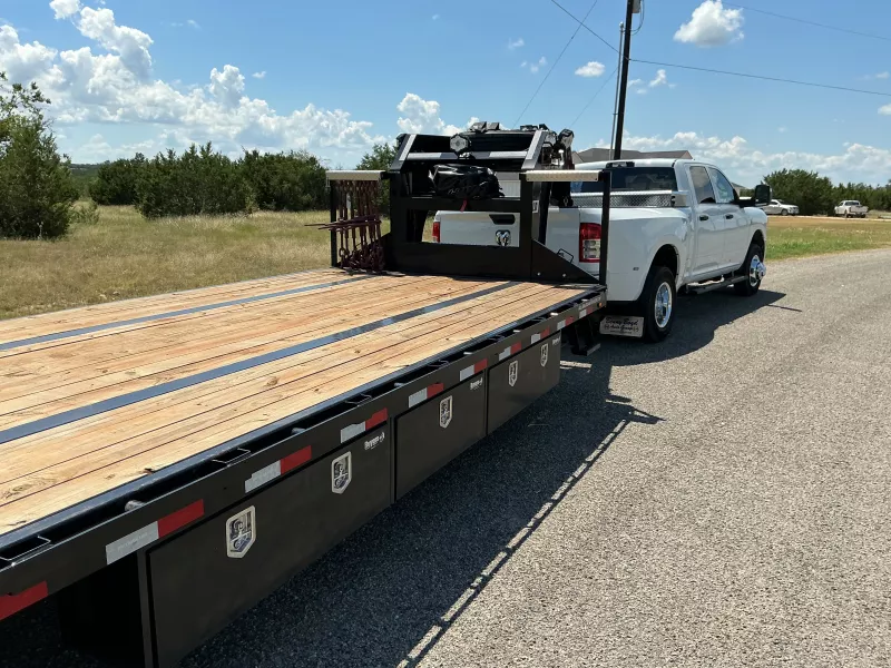 new Equipment / Flatbed Trailers PJ Trailers  for sale, in Liberty Hill, TX Thumbnail 6