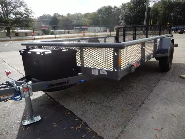 new Cargo (Enclosed) Trailers Diamond C Trailers  for sale, in Cumming, GA Thumbnail 2