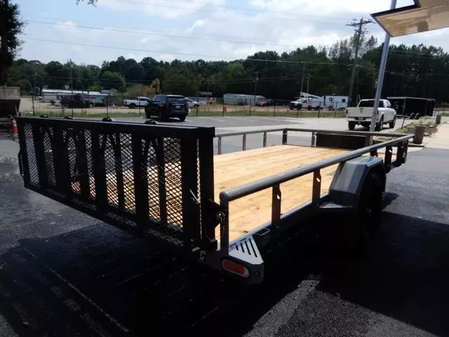 new Cargo (Enclosed) Trailers Diamond C Trailers  for sale, in Cumming, GA Thumbnail 12