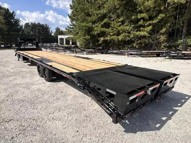 Diamond C 8.5x40' Gooseneck Hot-Shot non-CDL w/ Max Ramps 2026 in ...