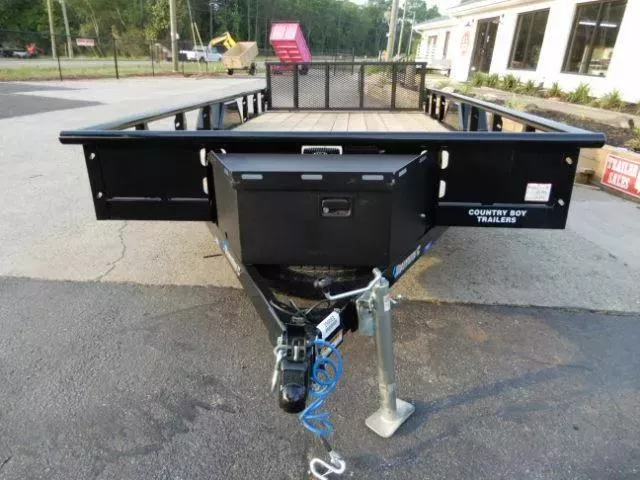 new Cargo (Enclosed) Trailers Diamond C Trailers  for sale, in Cumming, GA Thumbnail 6