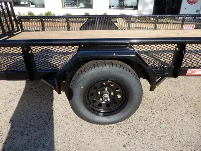 new Cargo (Enclosed) Trailers Diamond C Trailers  for sale, in Cumming, GA Thumbnail 3