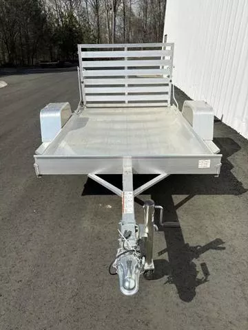 Aluma 63x8' Utility  Bi-fold Tailgate 2026