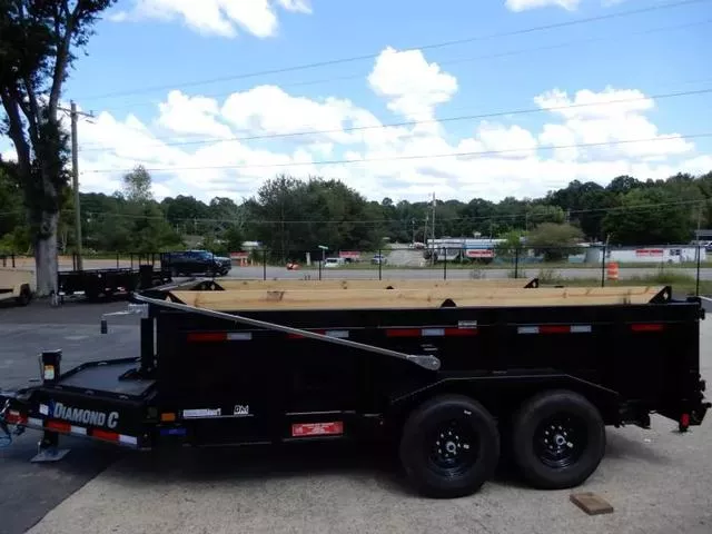 Diamond C 16' Dump w/32" Sides