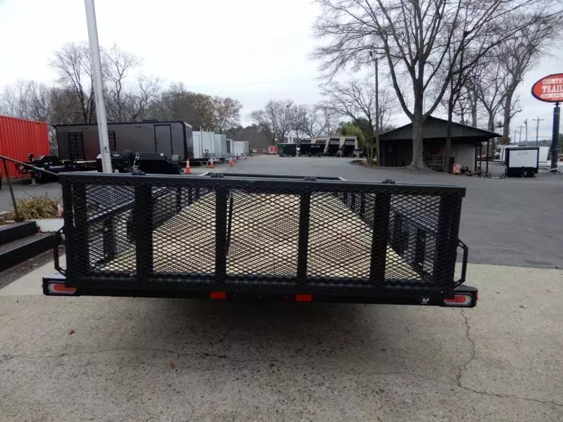 new Cargo (Enclosed) Trailers Diamond C Trailers  for sale, in Cumming, GA Thumbnail 17