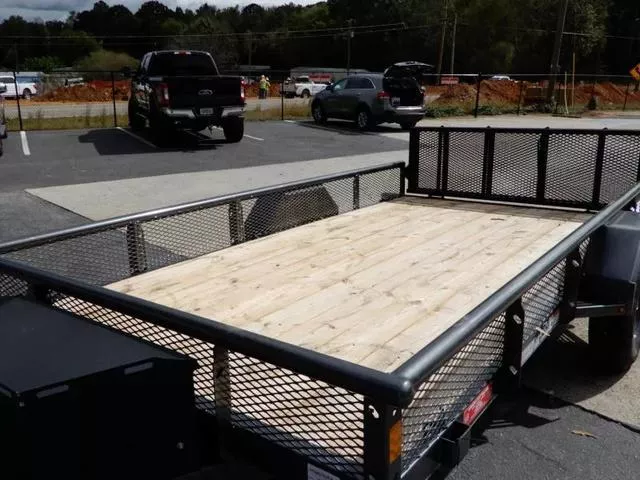 new Cargo (Enclosed) Trailers Diamond C Trailers  for sale, in Cumming, GA Thumbnail 8
