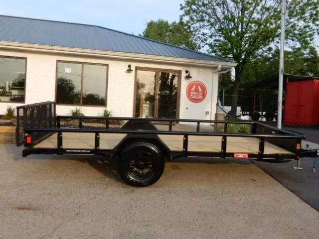 new Cargo (Enclosed) Trailers Diamond C Trailers  for sale, in Cumming, GA Thumbnail 12