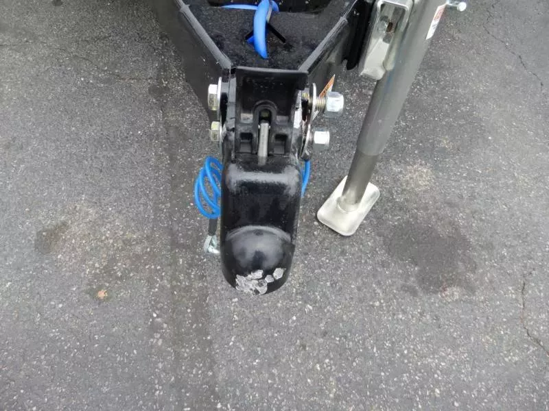 new Cargo (Enclosed) Trailers Diamond C Trailers  for sale, in Cumming, GA Thumbnail 3