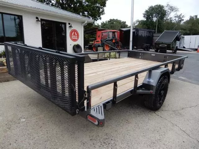 new Cargo (Enclosed) Trailers Diamond C Trailers  for sale, in Cumming, GA Thumbnail 12