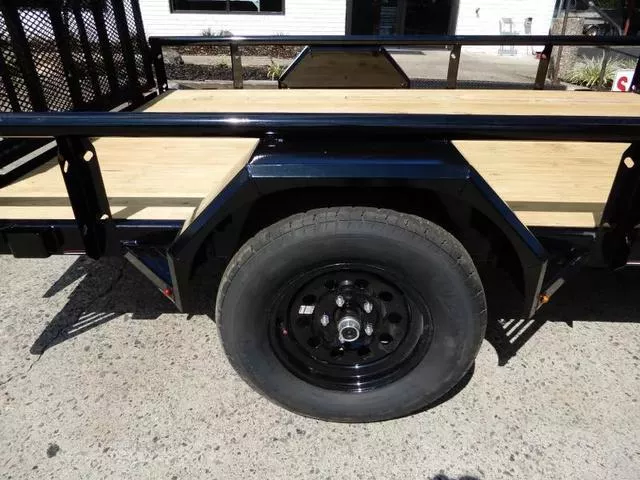 new Cargo (Enclosed) Trailers Diamond C Trailers  for sale, in Cumming, GA Thumbnail 16