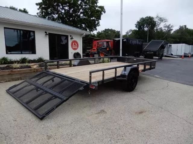 new Cargo (Enclosed) Trailers Diamond C Trailers  for sale, in Cumming, GA Thumbnail 19