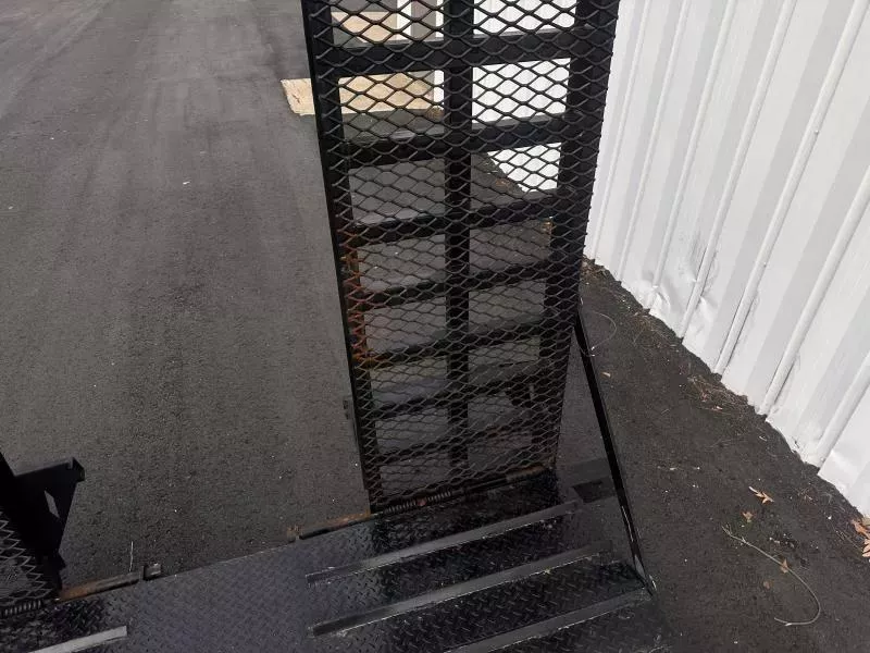 used Other Trailers Diamond C Trailers  for sale, in Cumming, GA Thumbnail 9