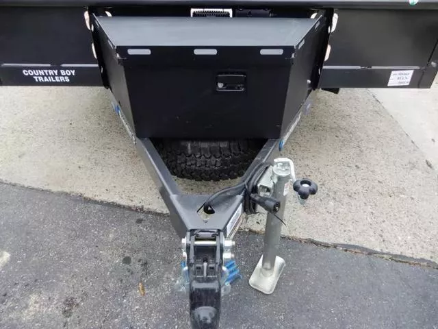 new Cargo (Enclosed) Trailers Diamond C Trailers  for sale, in Cumming, GA Thumbnail 5