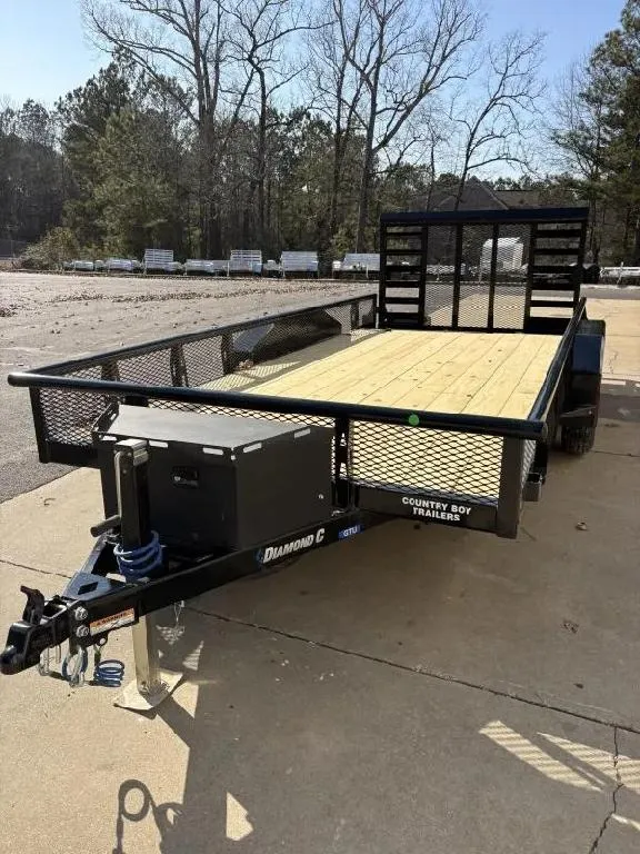 new Cargo (Enclosed) Trailers Diamond C Trailers  for sale, in Cumming, GA Thumbnail 3