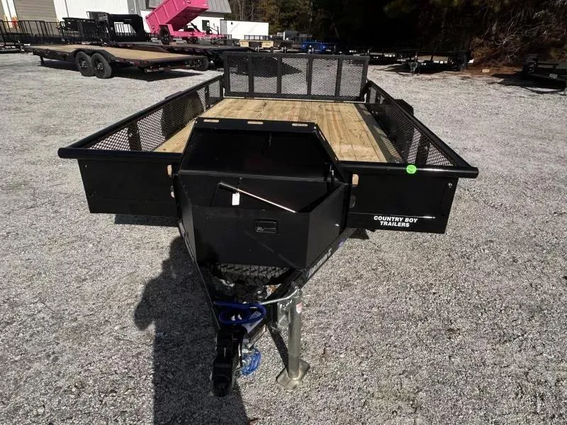 new Cargo (Enclosed) Trailers Diamond C Trailers  for sale, in Cumming, GA Thumbnail 9