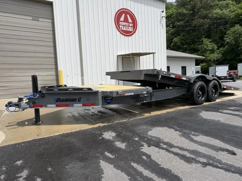 2026 Diamond C 8.5x22' Hydraulic & Gravity Tilt, ABS Brakes, Drive over Fenders, 18K GVWR, HXD208